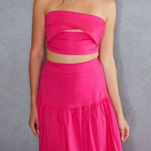 LAYER MAXI SKIRT & CROSSOVER CROP SET - Picture 2 of 6